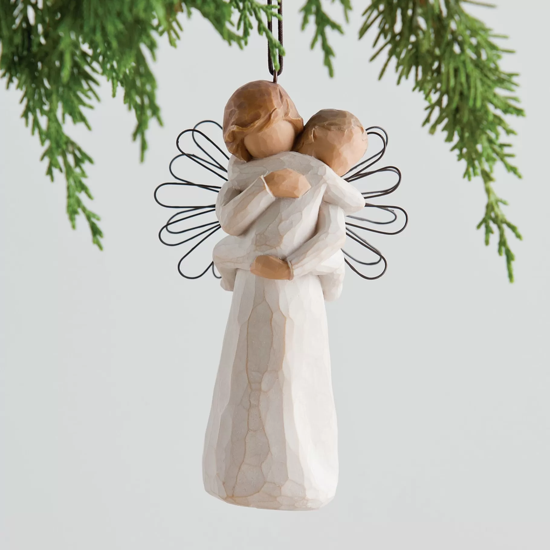 Fashion Willow Tree Angel's Embrace Ornament